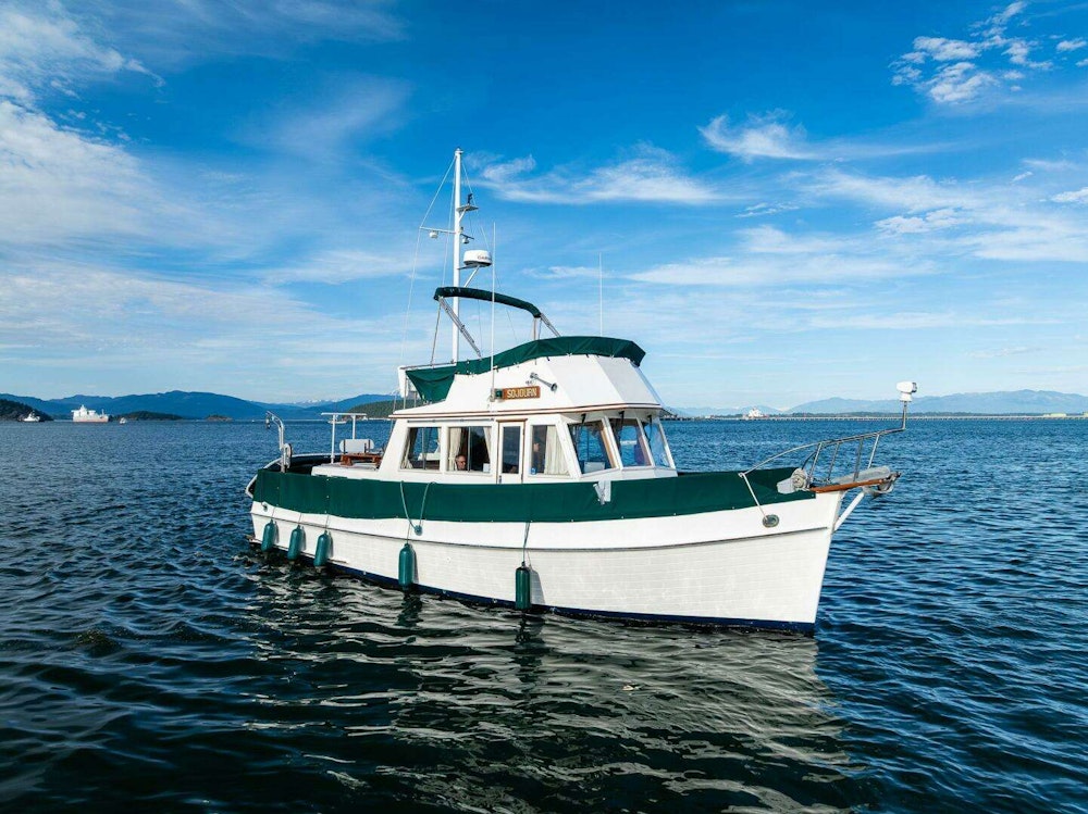 Grand Banks 36 CLassic Yacht For Sale