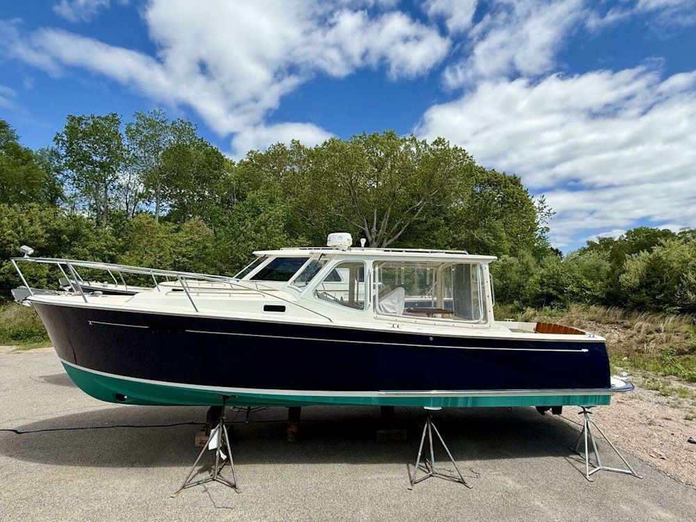 MJM 34z Downeast Yacht For Sale
