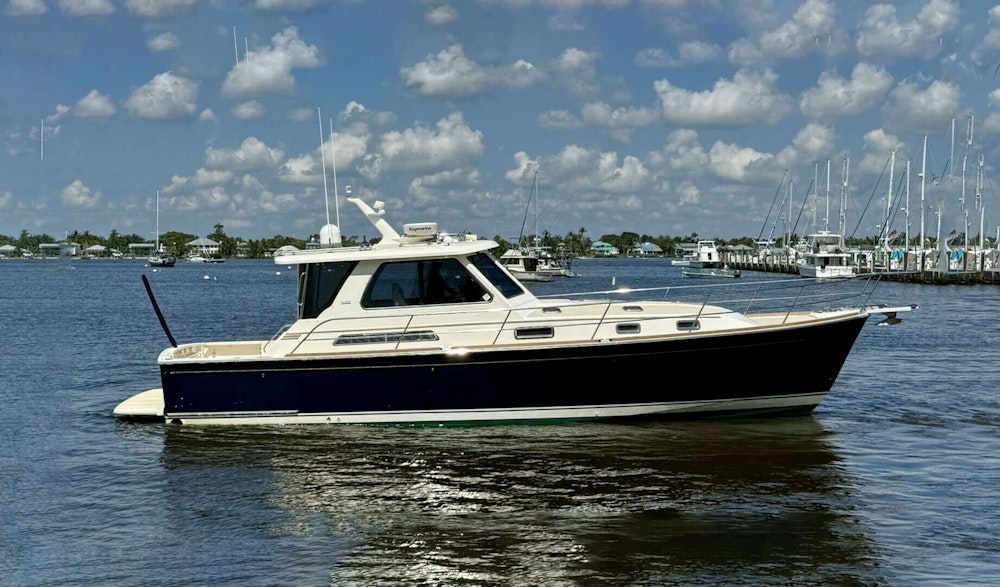 Sabre 42 Express Yacht For Sale