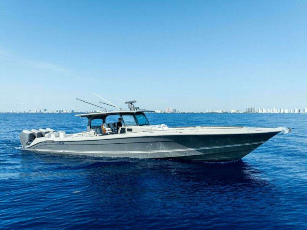 HCB 53 Suenos Yacht For Sale
