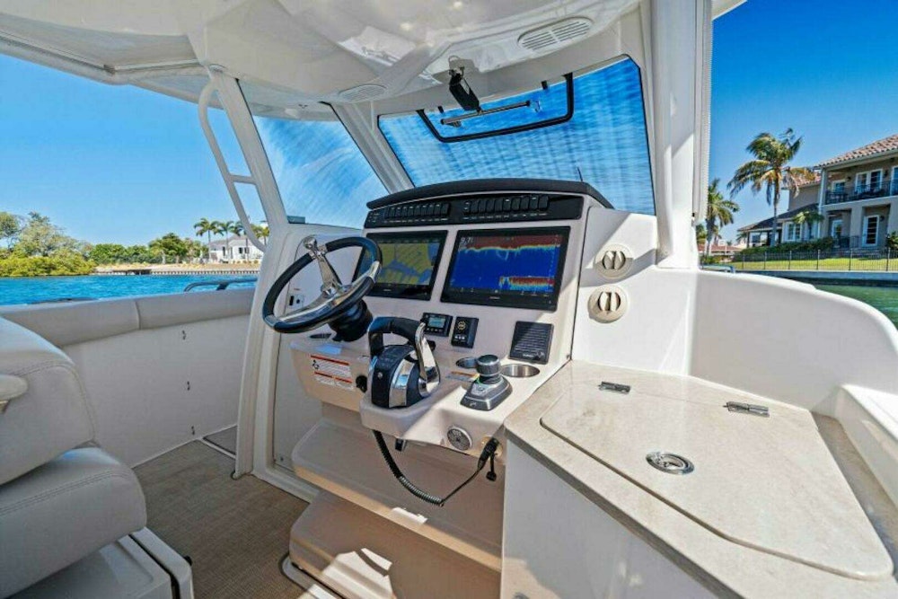 Boston Whaler 350 Realm Center Console Yacht For Sale