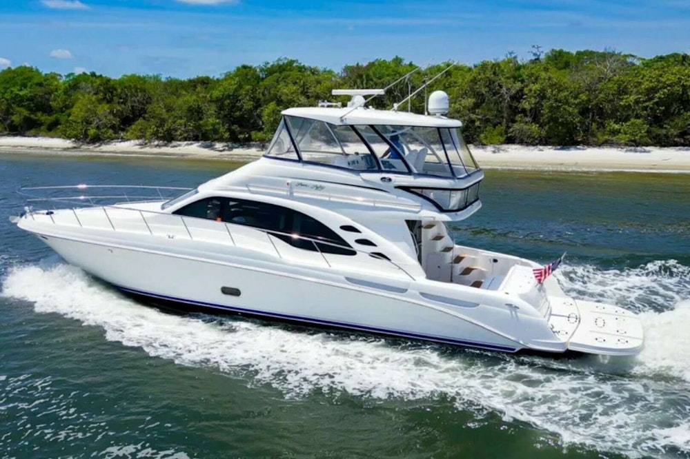 Sea Ray 550 Sedan Bridge Yacht For Sale