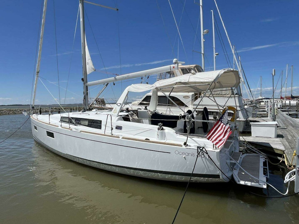 Beneteau Oceanis 38.1 Yacht For Sale