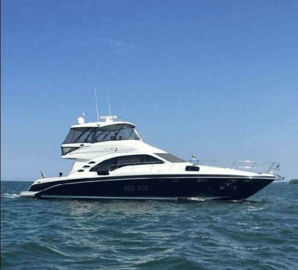 Sea Ray 550 Sedan Bridge Yacht For Sale