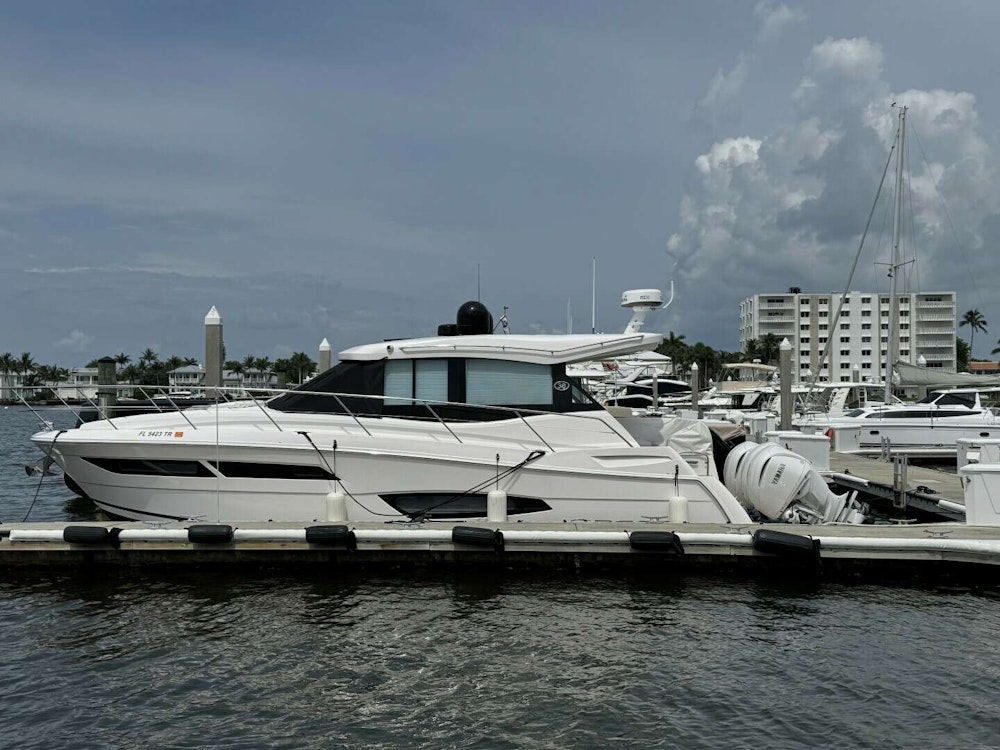 Regal 38 XO Yacht For Sale