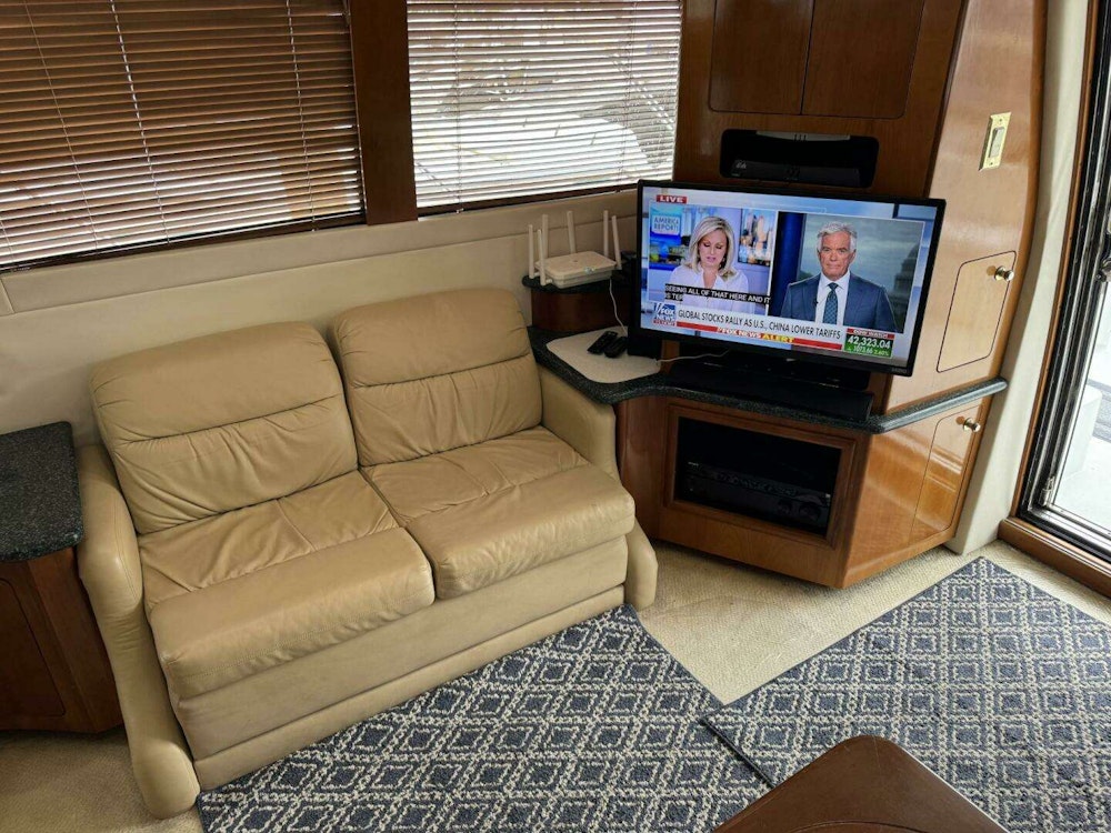 Carver  Yacht For Sale