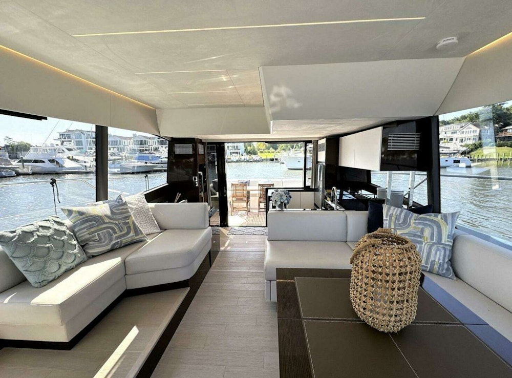 Prestige 59 Fly Yacht For Sale