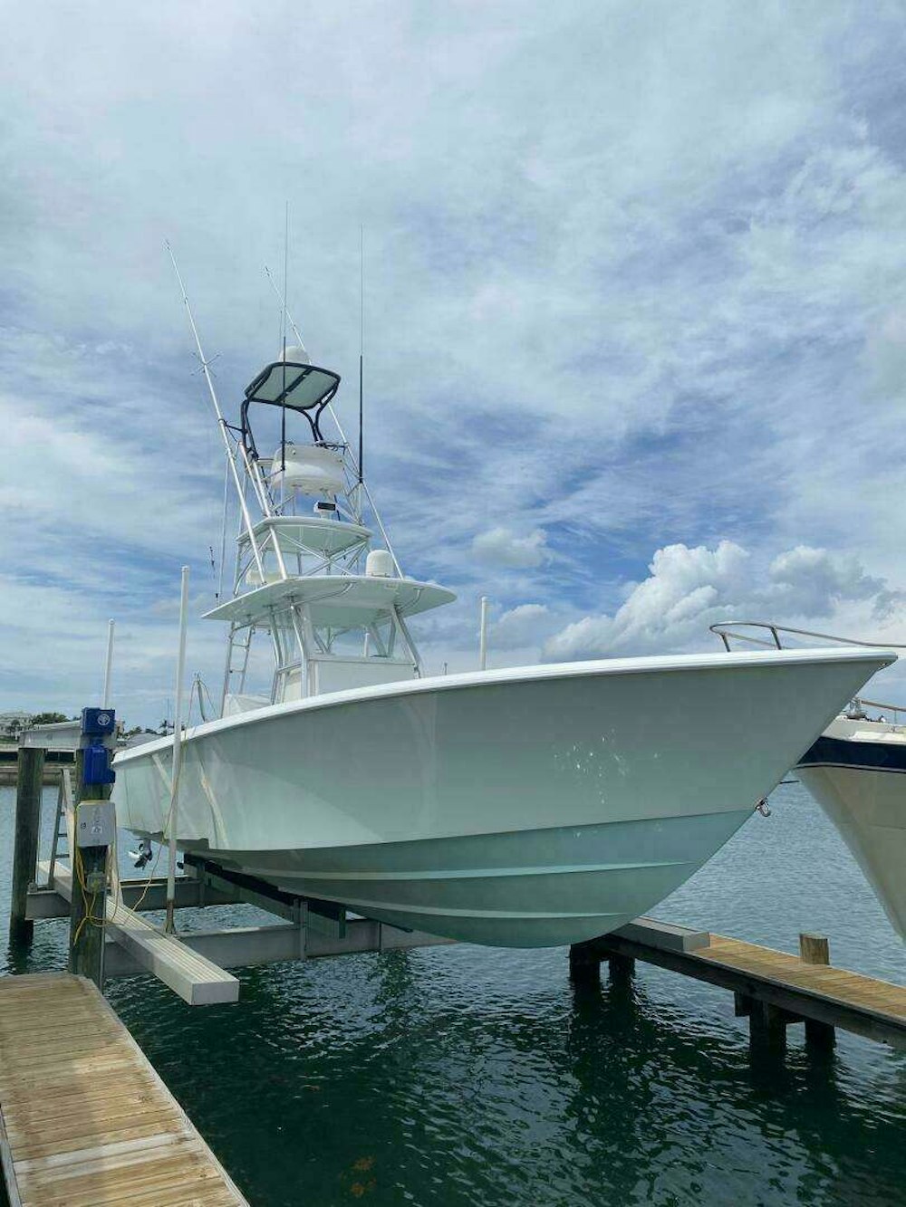 Contender 39 ST Yacht For Sale