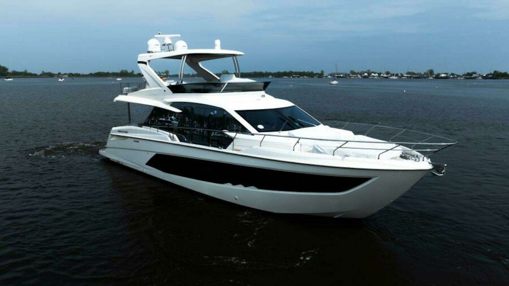 Absolute 62 Fly Yacht For Sale