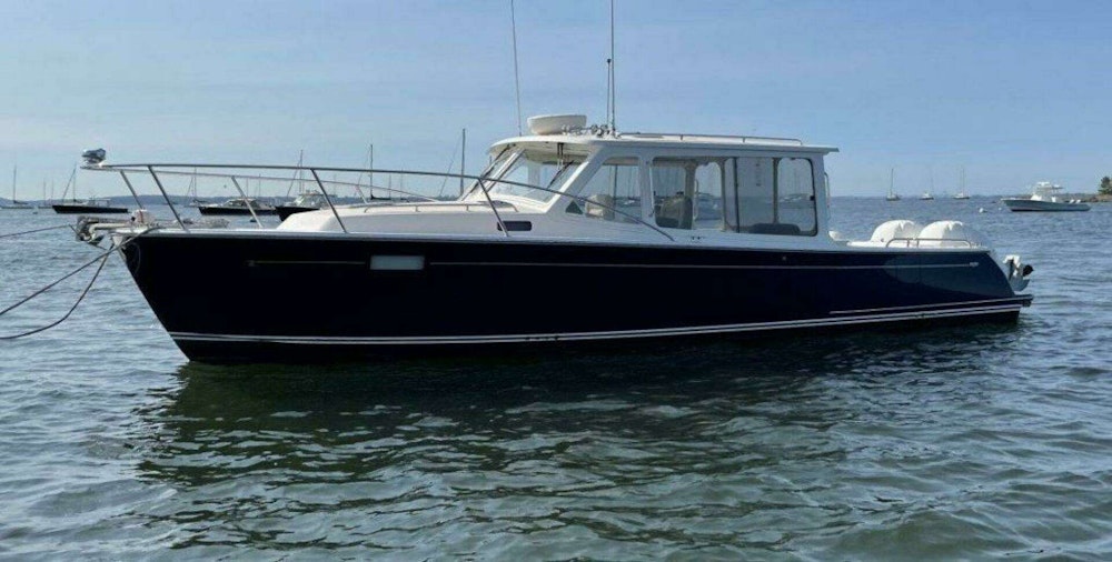 MJM 35z Yacht For Sale