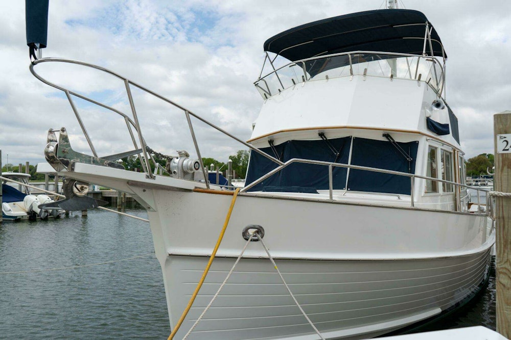 Grand Banks 42 Classic Yacht For Sale
