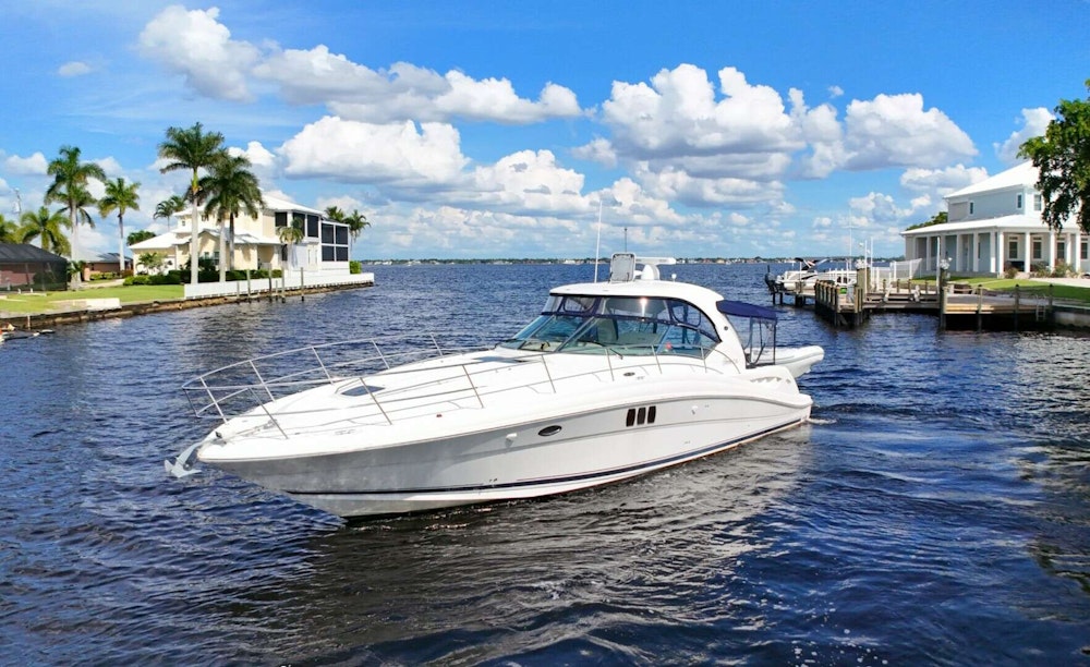 Sea Ray Sundancer 44DA Yacht For Sale