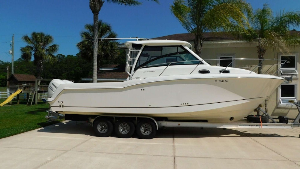 Boston Whaler  Yacht For Sale