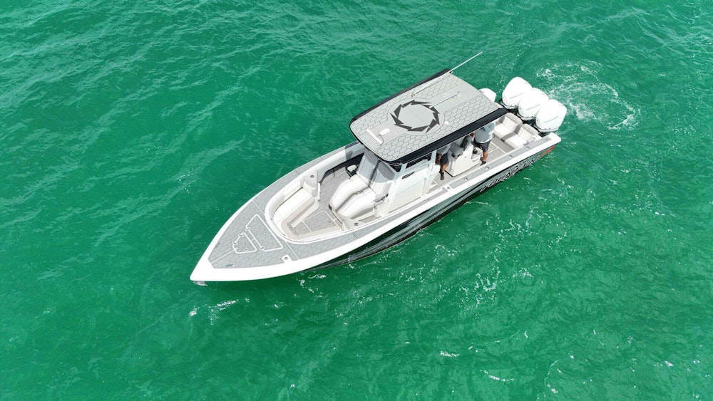 Fountain 34SC Yacht For Sale
