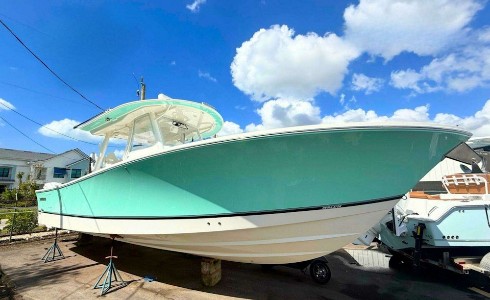 Regulator 37 Yacht For Sale