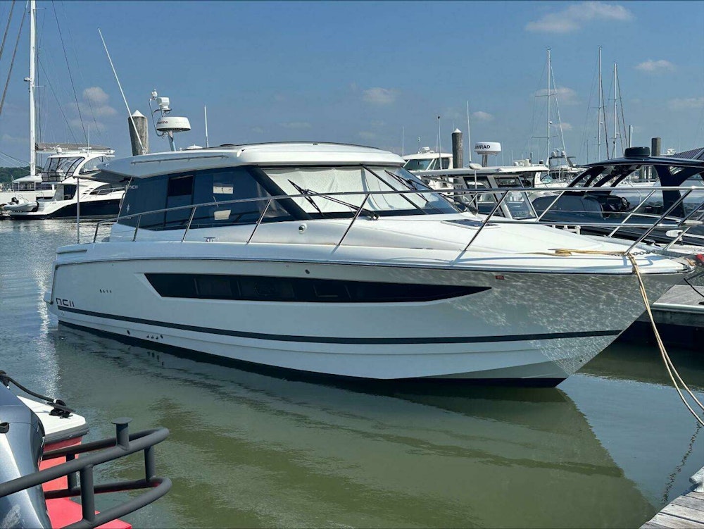 Jeanneau NC 11 Yacht For Sale