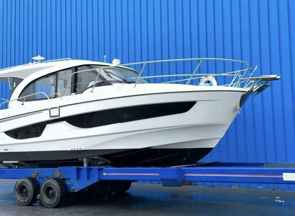 Beneteau Antares Yacht For Sale