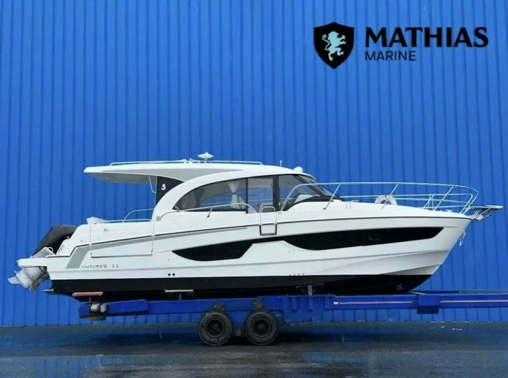 Beneteau Antares Yacht For Sale