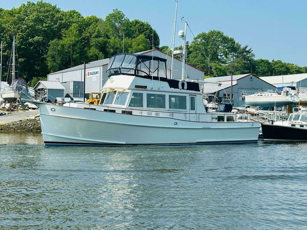 Grand Banks 49 Classic Yacht For Sale