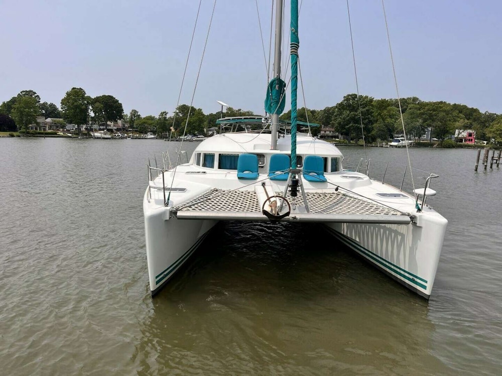 Lagoon 380 Yacht For Sale