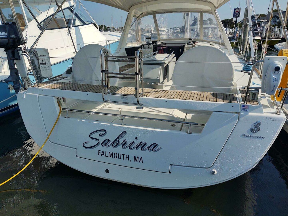 Beneteau  Yacht For Sale