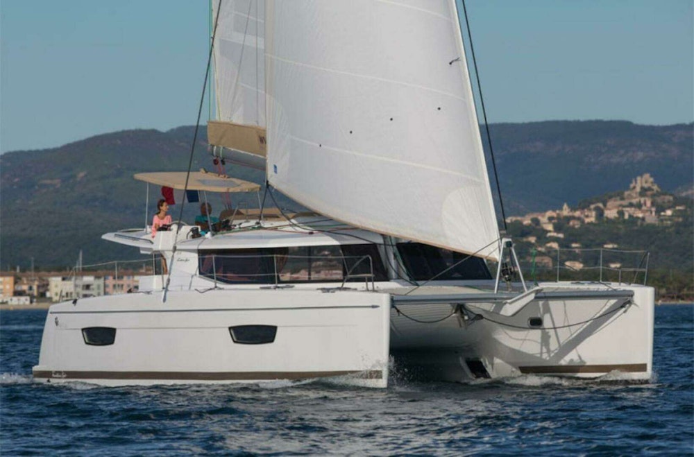 Fountaine Pajot  Yacht For Sale