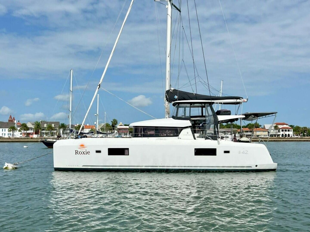 Lagoon  Yacht For Sale