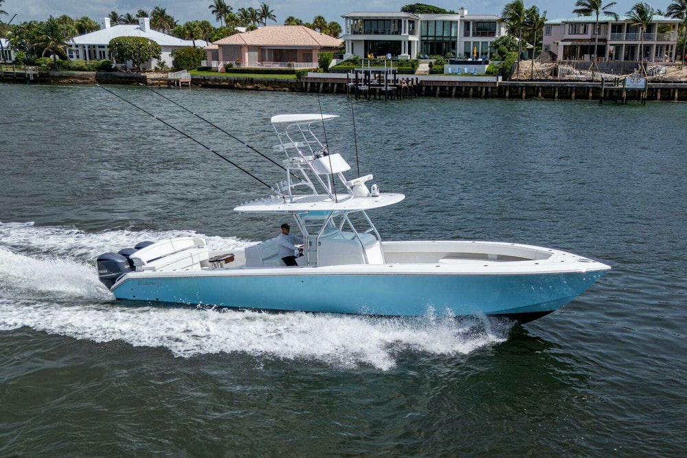 Bahama CC Yacht For Sale