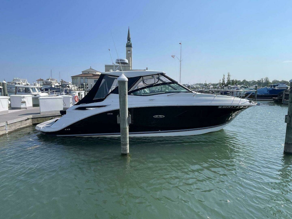Sea Ray 320 Sundancer Yacht For Sale