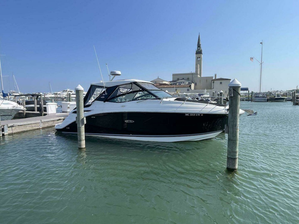 Sea Ray 320 Sundancer Yacht For Sale
