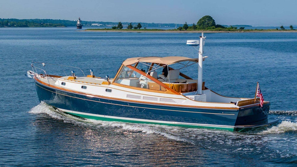 Morris Wolf Class 44 Yacht For Sale