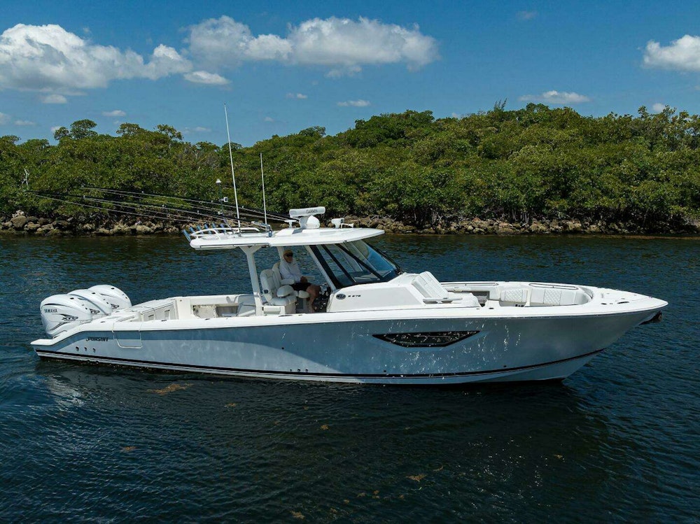 Pursuit S378 Sport Yacht For Sale