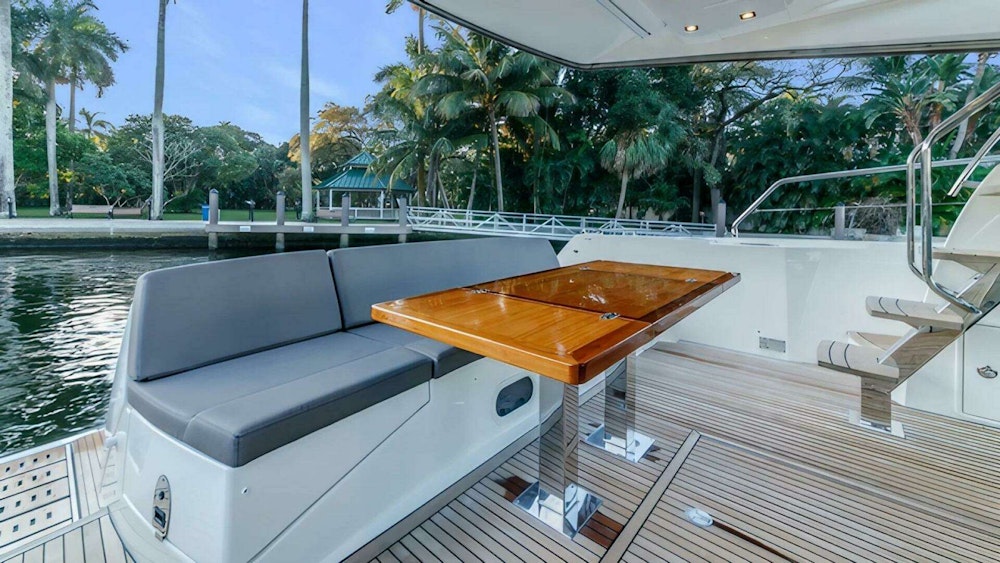 Prestige  Yacht For Sale