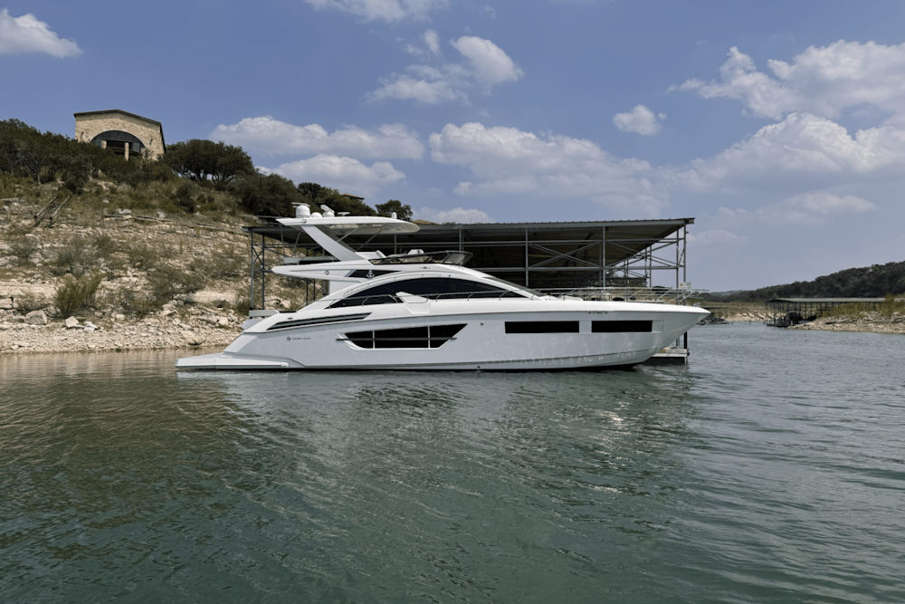 Cruisers Yachts 60 FLY Yacht For Sale