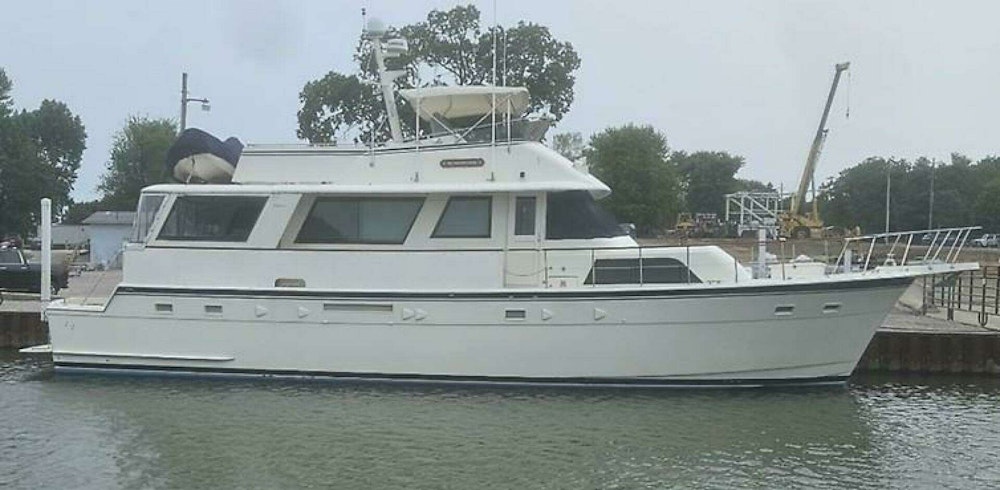 Hatteras 61 CPMY Yacht For Sale