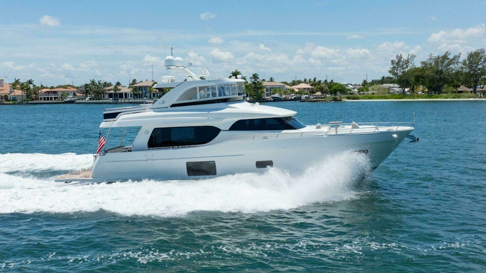 Ocean Alexander 70E Flybridge Yacht For Sale