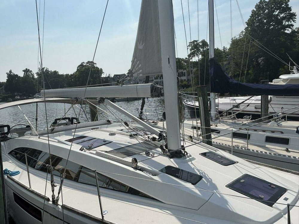 Bavaria Vision 46 Yacht For Sale