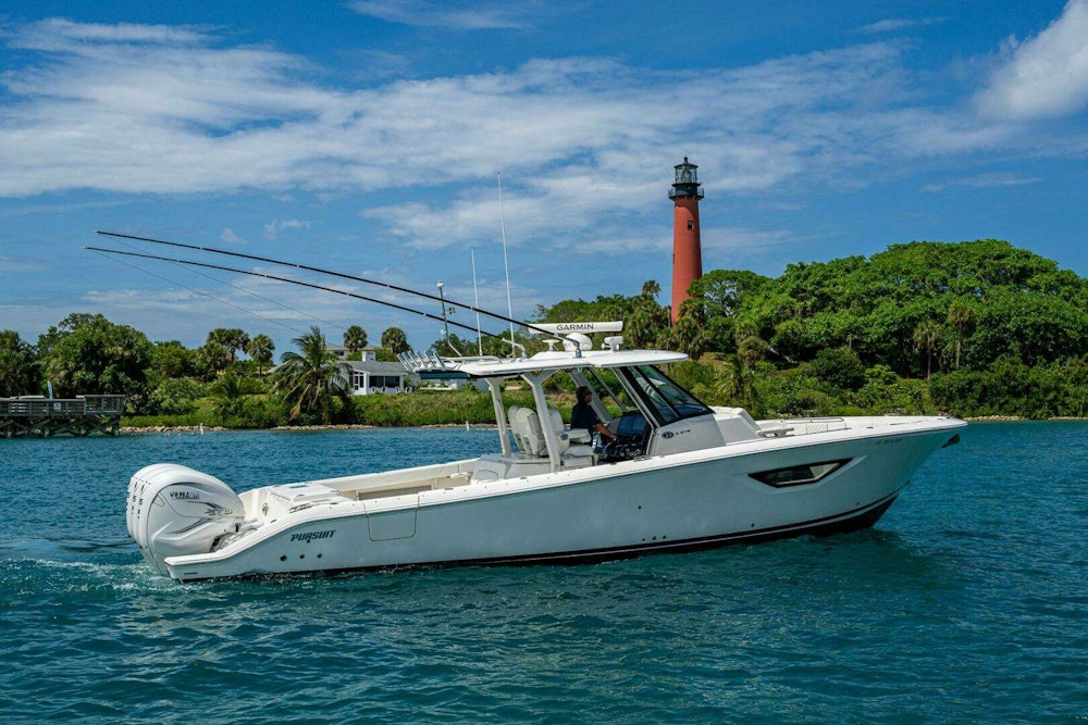 Pursuit 378 Yacht For Sale