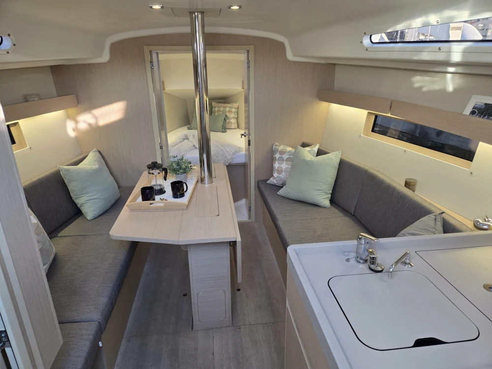 Beneteau Oceanis 34.1 Yacht For Sale