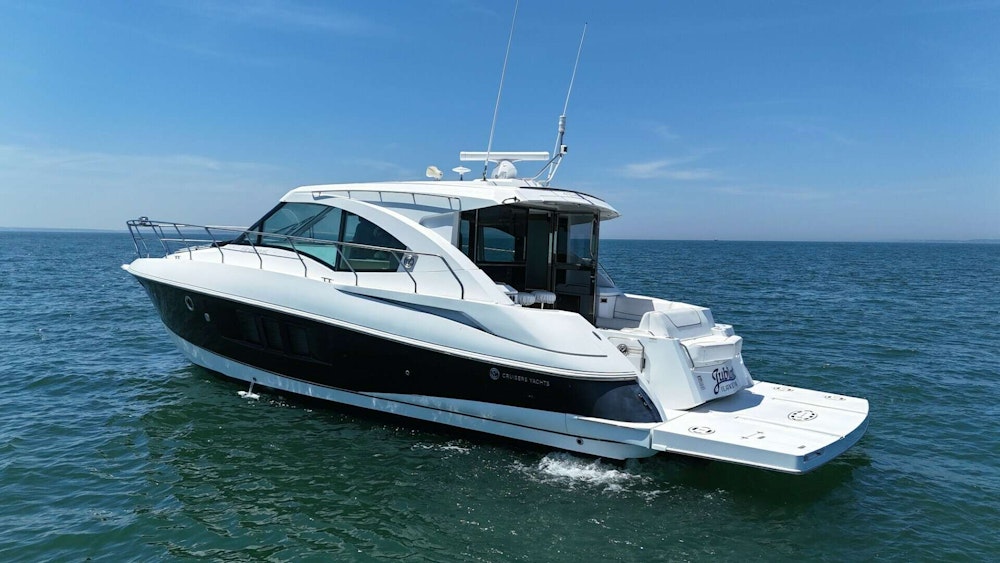 Cruisers Yachts Cantius Yacht For Sale