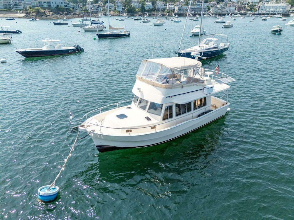 Mainship 400 Trawler Yacht For Sale