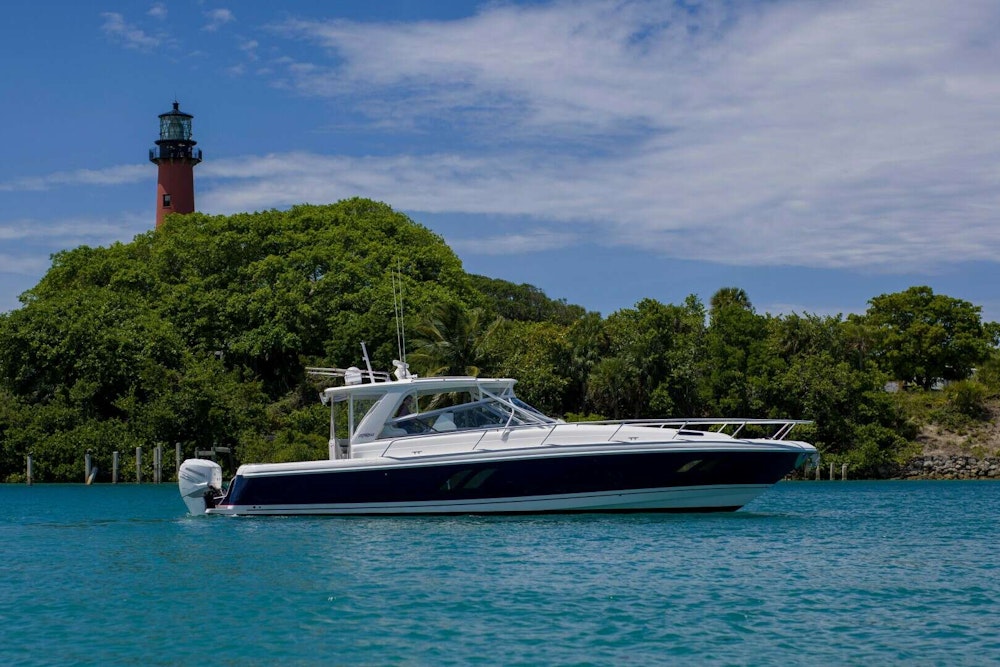 Intrepid 475 Sport Yacht Yacht For Sale