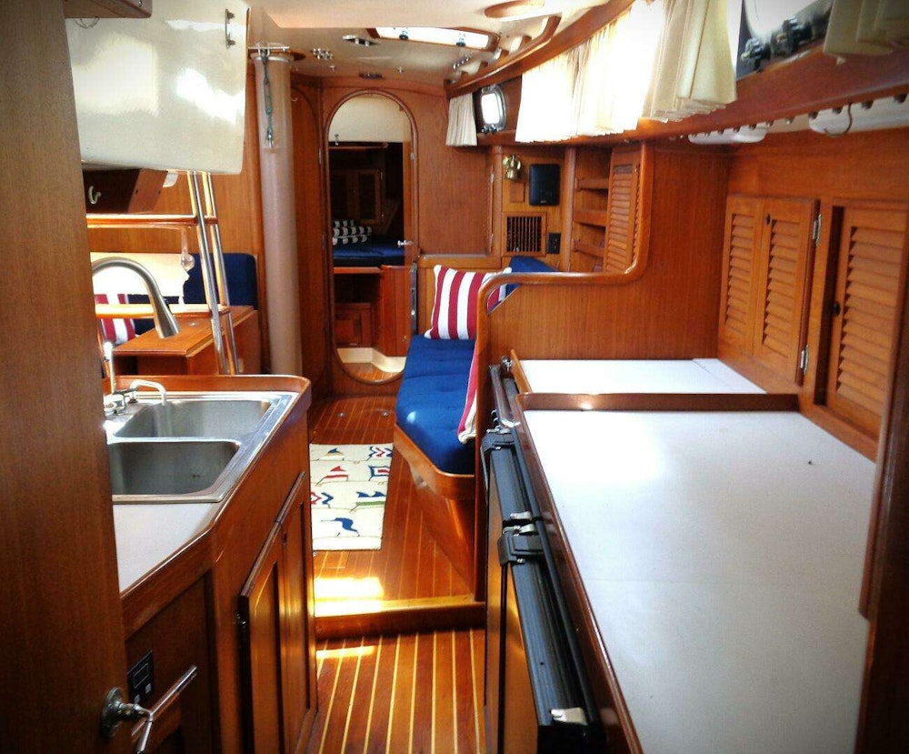 Bristol 41.1 Yacht For Sale