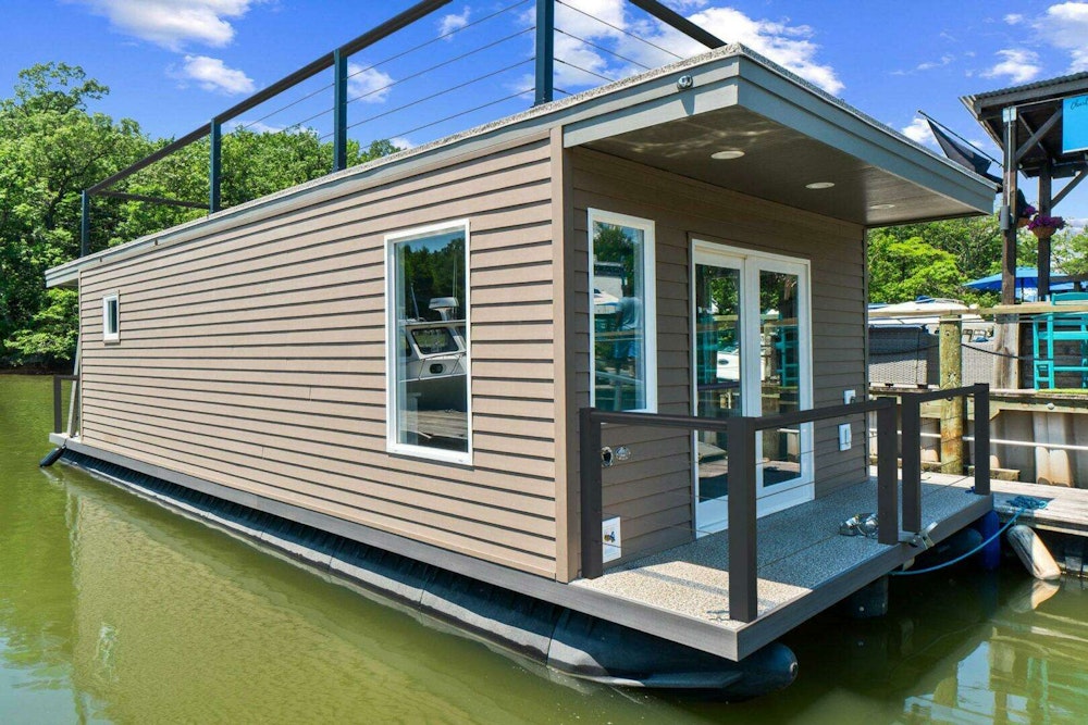 Custom Hank's 40 Houseboat Yacht For Sale