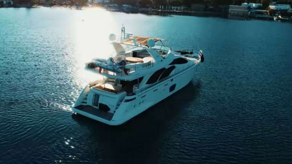 Azimut  Yacht For Sale