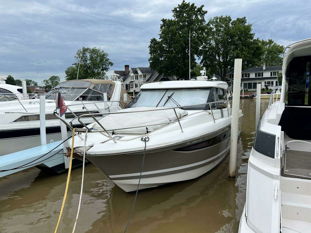 Jeanneau NC 11 Yacht For Sale
