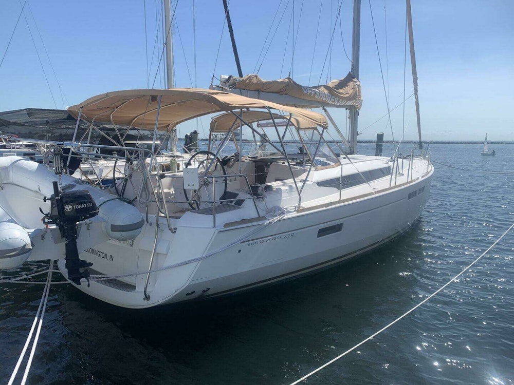 Jeanneau 479 Yacht For Sale