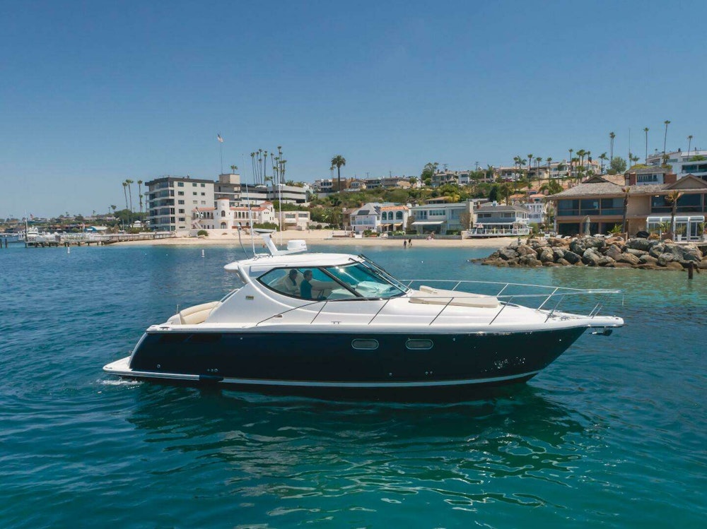 Tiara Yachts 3900 Sovran Yacht For Sale