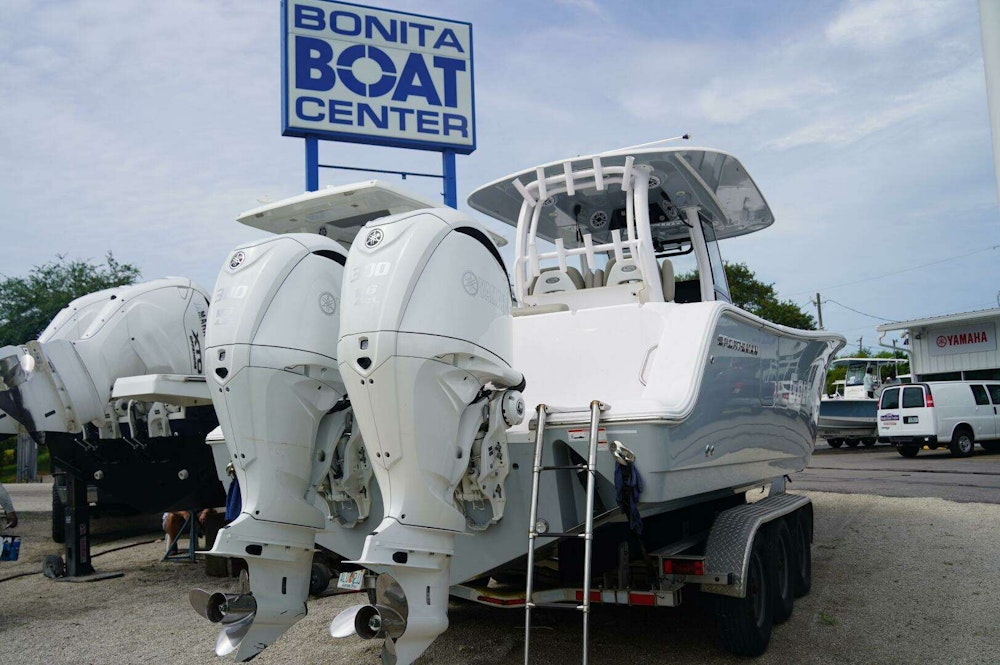Sportsman 302CC Yacht For Sale