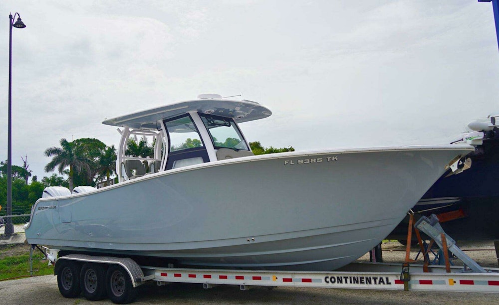 Sportsman 302CC Yacht For Sale
